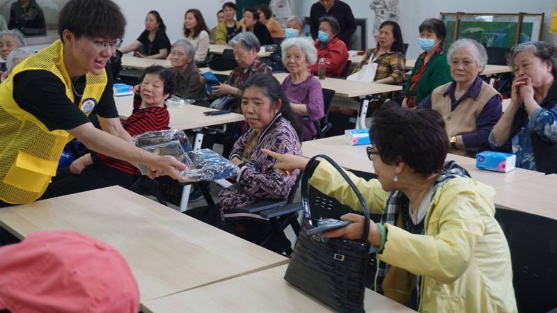 https://www.hbut.edu.cn/__local/4/20/75/083732F8FBE94B7F8AD9255C162_824E7E64_47CBD.jpg